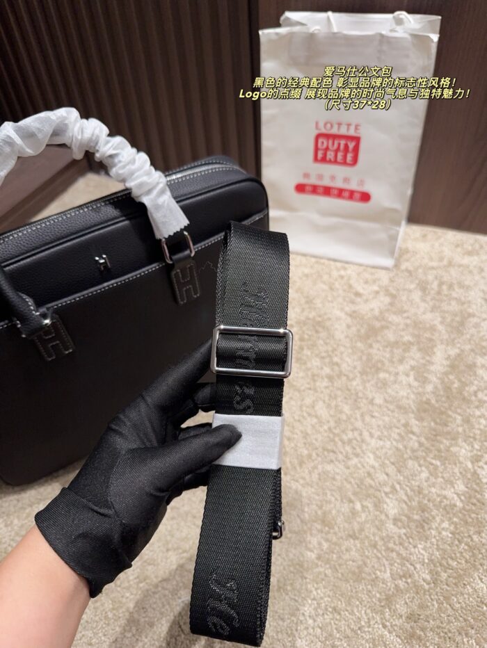 Hermès Briefcase Classic Black Colourway Metal Logo Accents Solid And Dignified - Image 9
