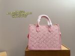 Mcm Tote Bag Adjustable Shoulder Strap Minimalist And Versatile Generous Capacity - Image 4