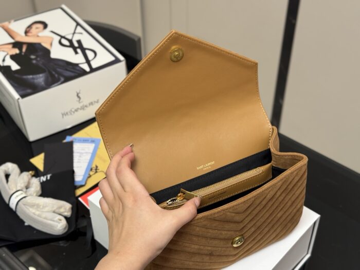 Yves Saint Laurent Classic Messenger Bag Retro Charm With Effortless Styling The Ultimate Viral It Bag - Image 4