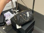 Chanel 25P Vintage Bowling Bag Stylish, Timeless, High Quality - Image 5