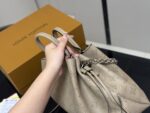 Louis Vuitton Moonlight Goddess Bucket Bag Vintage Mother-And-Child Set Elegant Classic Style - Image 7
