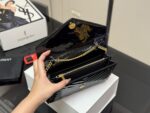 Yves Saint Laurent Woc Envelope Bag Cowhide Leather Can Be Worn Crossbody Or Underarm Wear-Resistant And Durable - Image 3