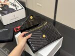 Yves Saint Laurent Woc Envelope Bag Cowhide Leather Can Be Worn Crossbody Or Underarm Wear-Resistant And Durable - Image 4