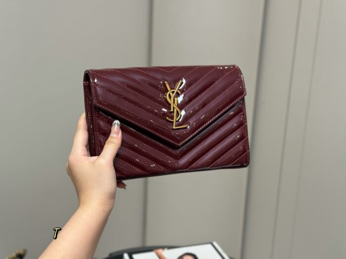 Yves Saint Laurent Woc Envelope Bag Cowhide Leather Can Be Worn Crossbody Or Underarm Wear-Resistant And Durable - Image 9
