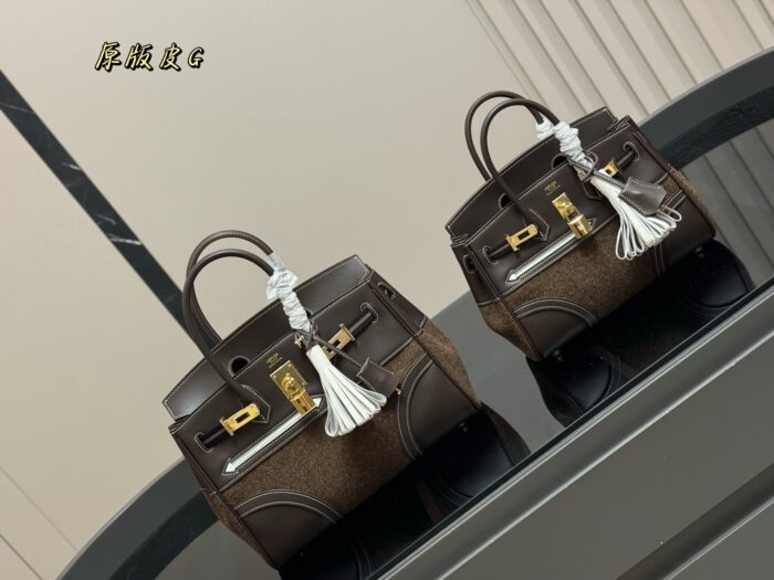 Hermès Bk30 Handbag In Genuine Top-Grain Cowhide Leather - Image 1