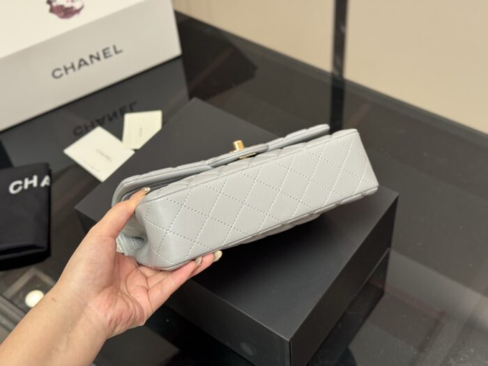 Chanel Cf Top-Grade Authentic Quilted Bag Essential For All Seasons - Image 8