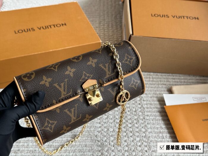 Louis Vuitton 2025 New Poche Camille Full Monogram Print Long-Form Shopping Bag - Image 4