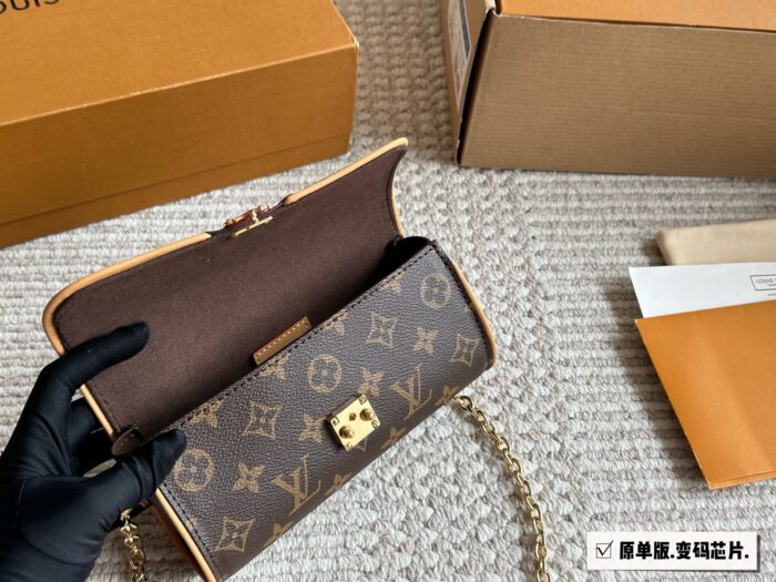 Louis Vuitton 2025 New Poche Camille Full Monogram Print Long-Form Shopping Bag - Image 8