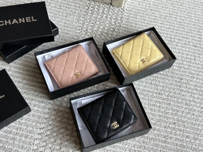 Chanel Classic Short Caviar Full-Leather Top-Grain Cowhide Wallet - Image 1