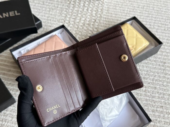 Chanel Classic Short Caviar Full-Leather Top-Grain Cowhide Wallet - Image 6