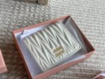 Miu Miu Classic Compact Wallet Full Leather Interior And Exterior, Top-Grain Cowhide Complete With Box - Image 4