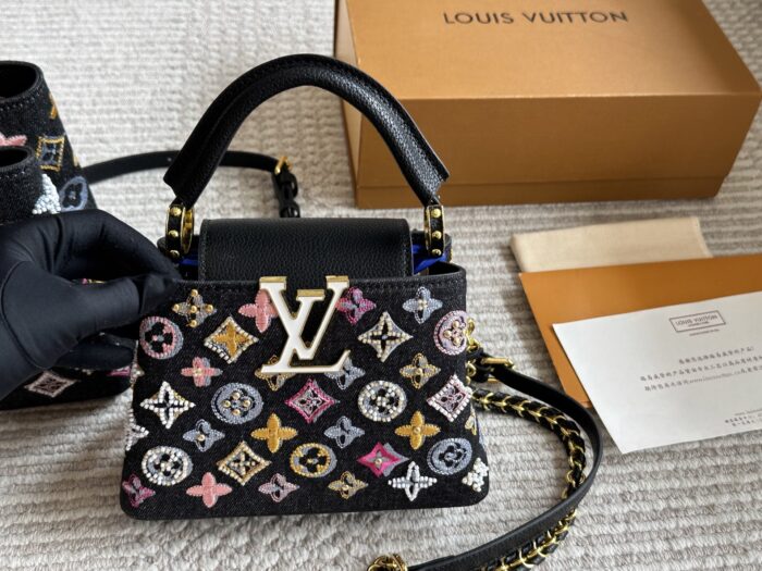 Louis Vuitton Capucines Lady Bag  Gold-Tone Hardware, Monogrammed Large Logo, Extra-Wide Shoulder Strap, Handheld Or Shoulder-Carried. - Image 3