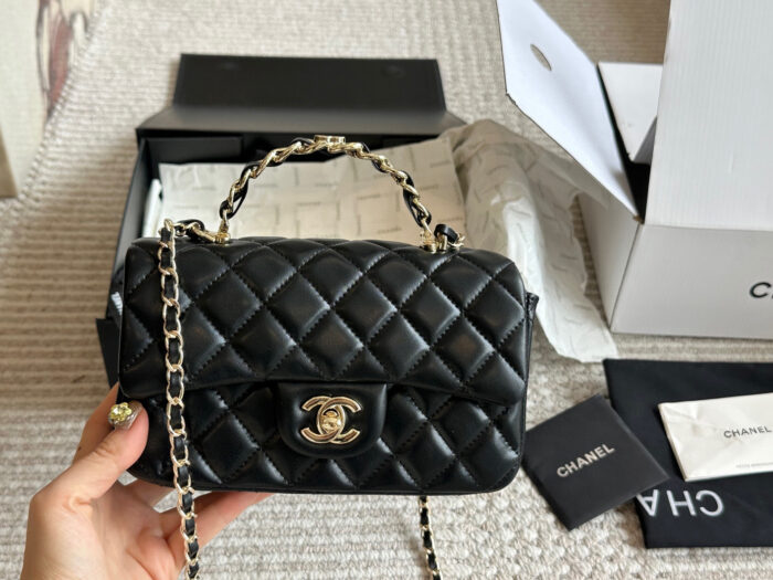Chanel 23K Gold-Plated Leather Chain Handle Cf Lambskin Handbag With Pale Gold Buckle - Image 8