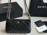 Chanel 25S Quilted Chain Bag Handheld, Crossbody, Shoulder Strap Multiple Carry Options Mint Condition - Image 12