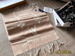 Louis Vuitton 100% Cashmere Scarf Classic Pattern Comfortable And Versatile