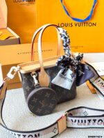 Louis Vuitton Neverfull Bb Mini Edition Coin Purse Charm + Wide Shoulder Strap Exquisite And Playful Handbag - Image 5