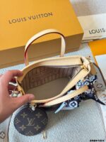 Louis Vuitton Atlantis Neverfull Bb Shopping Basket With Coin Purse And Wide Shoulder Strap Charming And Effortlessly Chic - Image 9