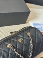 Chanel 25P Grained Leather Bowling Bag - Handheld Crossbody Chain Bag - Image 5