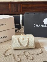 Chanel 25P Grained Leather Bowling Bag - Handheld Crossbody Chain Bag - Image 15