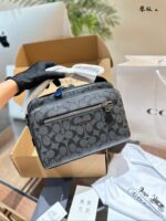 Coach Men'S Crossbody Shoulder Sports Camera Compact Square Bag Black-Grey Logo Multiple Compartments Ample Capacity - Image 9