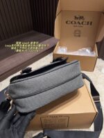 Coach Lucy Series Black Messenger Bag Genuine Leather Edging With Vintage-Inspired Sharp-Line Craftsmanship - Image 5