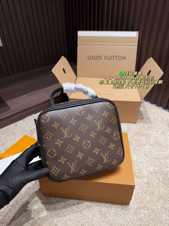Louis Vuitton Christopher Monogram Camera Bag Stylish And Versatile Elegant And Sophisticated - Image 4