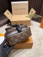 Louis Vuitton Christopher Monogram Camera Bag Stylish And Versatile Elegant And Sophisticated - Image 5