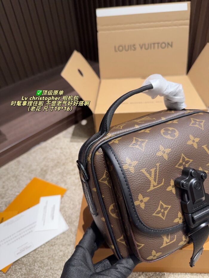 Louis Vuitton Christopher Monogram Camera Bag Stylish And Versatile Elegant And Sophisticated - Image 9