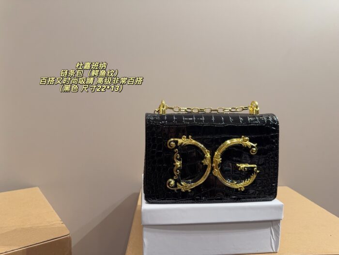 Dolce & Gabbana Dg Girls Crocodile-Embossed Chain Bag Versatile, Fashionable And Eye-Catching - Image 1