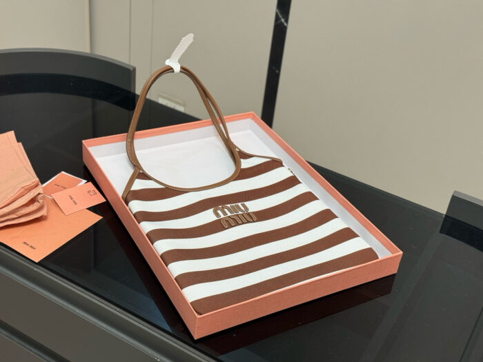Miu Miu New Striped Tote Bag Exquisitely Tailored Silhouette - Image 2