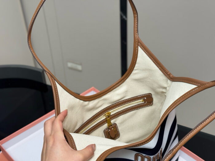 Miu Miu New Striped Tote Bag - Image 4