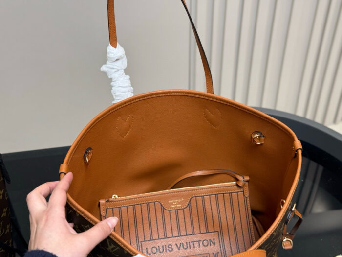 Louis Vuitton Neverfull New Classic Textured Tote - Image 4