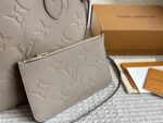 Louis Vuitton Neverfull Tote Extra-Large Capacity Detachable Zippered Clutch Striped Lining - Image 2
