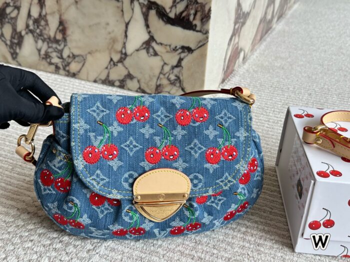 Louis Vuitton × Takashi Murakami Collaboration Cherry Denim Yuanbao Bag Monogram Denim Detachable Shoulder Strap Retro Single-Strap Crossbody Bag - Image 4