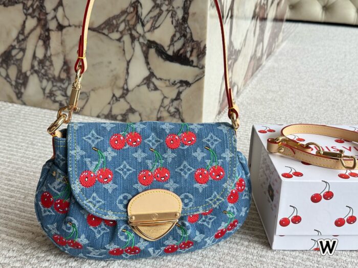 Louis Vuitton × Takashi Murakami Collaboration Cherry Denim Yuanbao Bag Monogram Denim Detachable Shoulder Strap Retro Single-Strap Crossbody Bag - Image 7