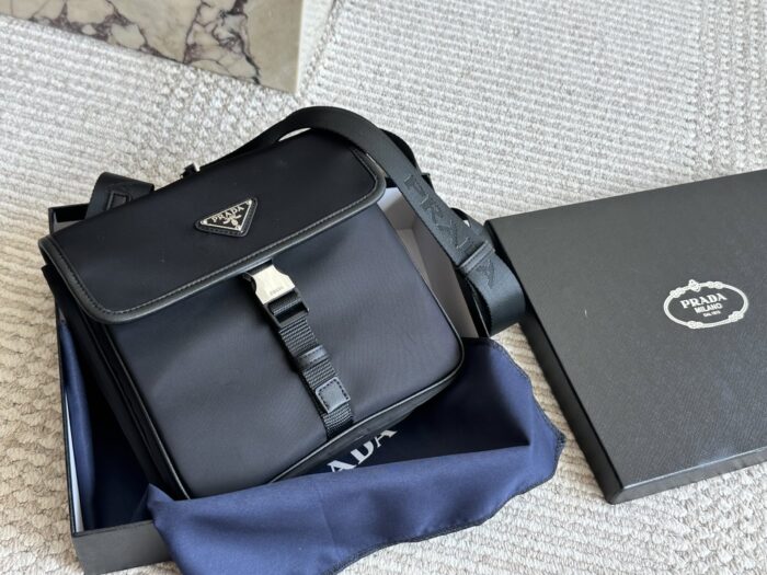 Prada 2022 Spring/Summer Collection Men'S Recycled Nylon Leather Crossbody Shoulder Bag - Image 9