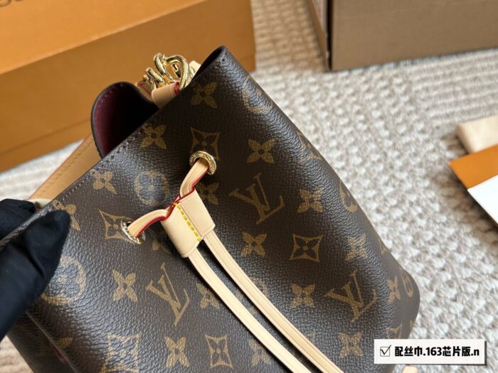 Louis Vuitton Bb Neonoe Mini Bucket Bag Full Steel Hardware Crossbody/Shoulder/Handheld Authentic Original Version With Box - Image 3