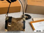 Louis Vuitton Side Trunk Mini Runway-Inspired Compact Bag Stylish Same As Eileen Gu'S