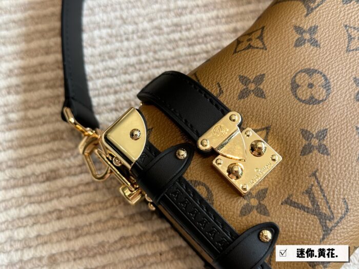 Louis Vuitton Side Trunk Mini Runway-Inspired Compact Bag Stylish Same As Eileen Gu'S - Image 6