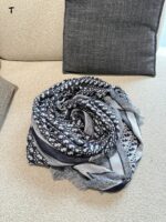 Dior Limited Edition Vintage Oblique Print Double-Layer Shawl - Image 3