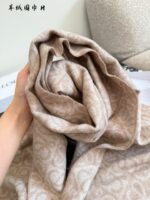 Loewe New Embossed Scarf: Classic And Exquisite - Image 9