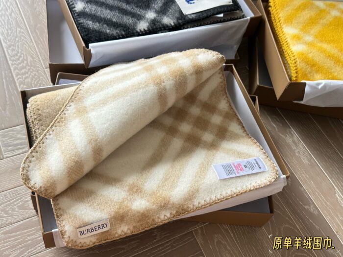 Burberry Cashmere Scarf Delicate Colour Palette Soft And Comfortable Comes With A Box - Image 5