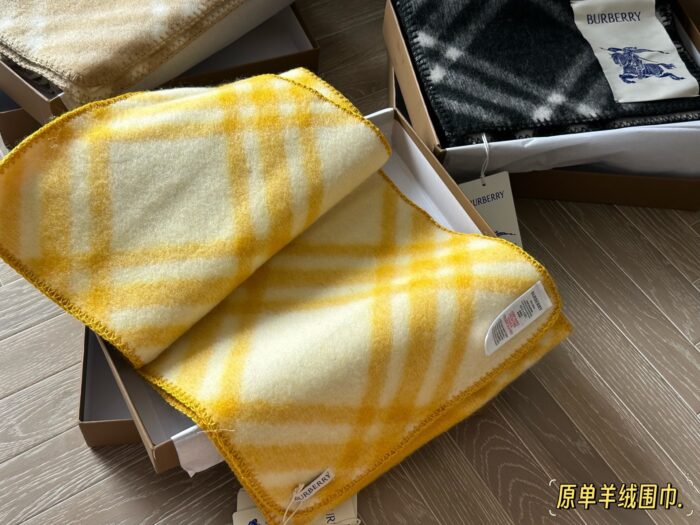Burberry Cashmere Scarf Delicate Colour Palette Soft And Comfortable Comes With A Box - Image 6
