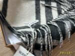 Burberry Soft-Coloured Cashmere Scarf With Box Soft And Comfortable - Image 4