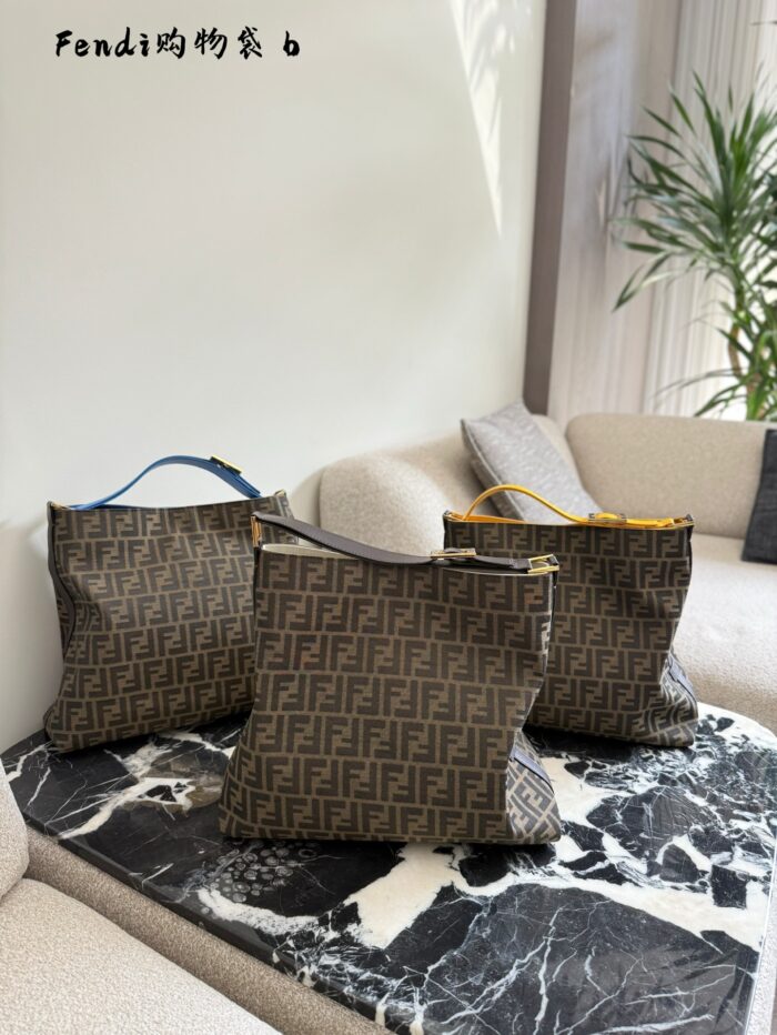 Fendi Shopping Bag Ff Pattern Tote - Image 1