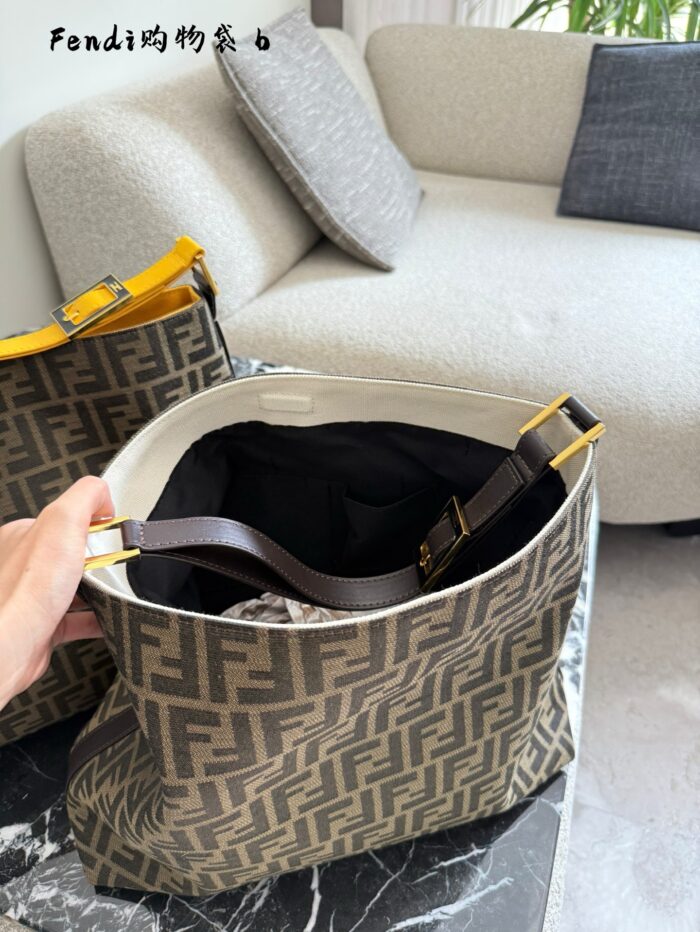 Fendi Shopping Bag Ff Pattern Tote - Image 7