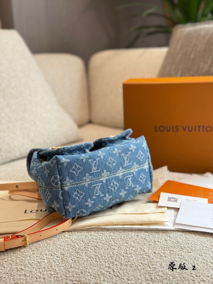 Louis Vuitton Monogram Denim Canvas Vintage Denim Backpack - Vintage Wash, Vvn Calfskin, Champagne-Coloured Hardware - Image 5