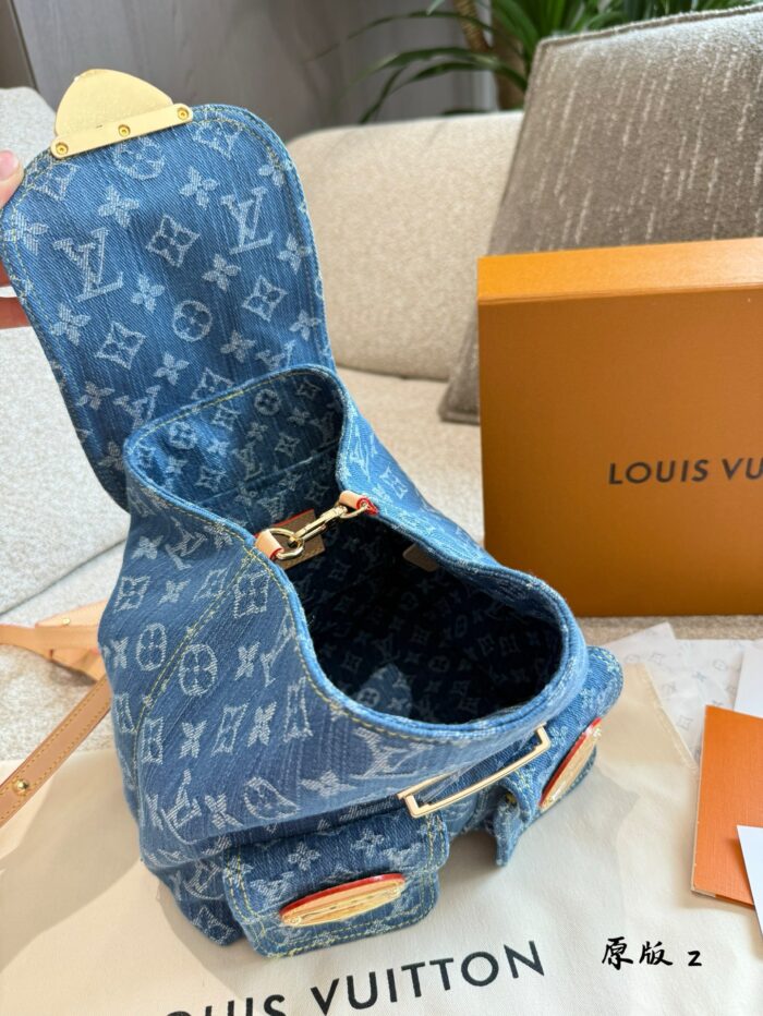 Louis Vuitton Monogram Denim Canvas Vintage Denim Backpack - Vintage Wash, Vvn Calfskin, Champagne-Coloured Hardware - Image 6