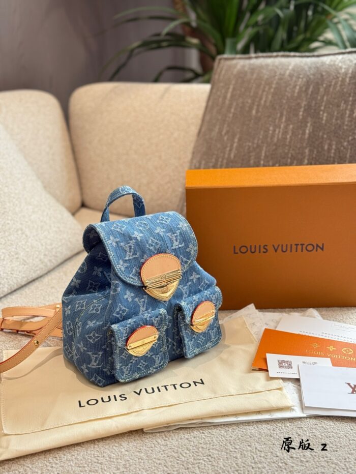 Louis Vuitton Monogram Denim Canvas Vintage Denim Backpack - Vintage Wash, Vvn Calfskin, Champagne-Coloured Hardware - Image 7