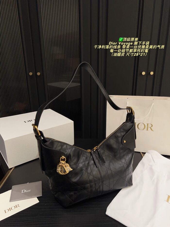 Dior Voyage Underarm Handbag Clean Lines, Elegant And Fashionable - Image 2